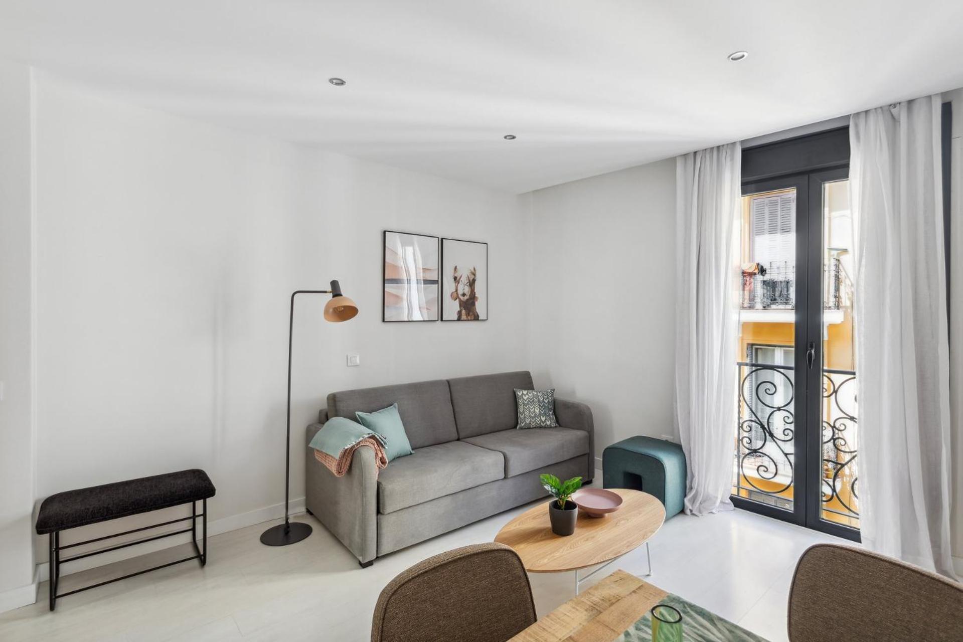 Limehome Madrid Calle De La Paloma エクステリア 写真