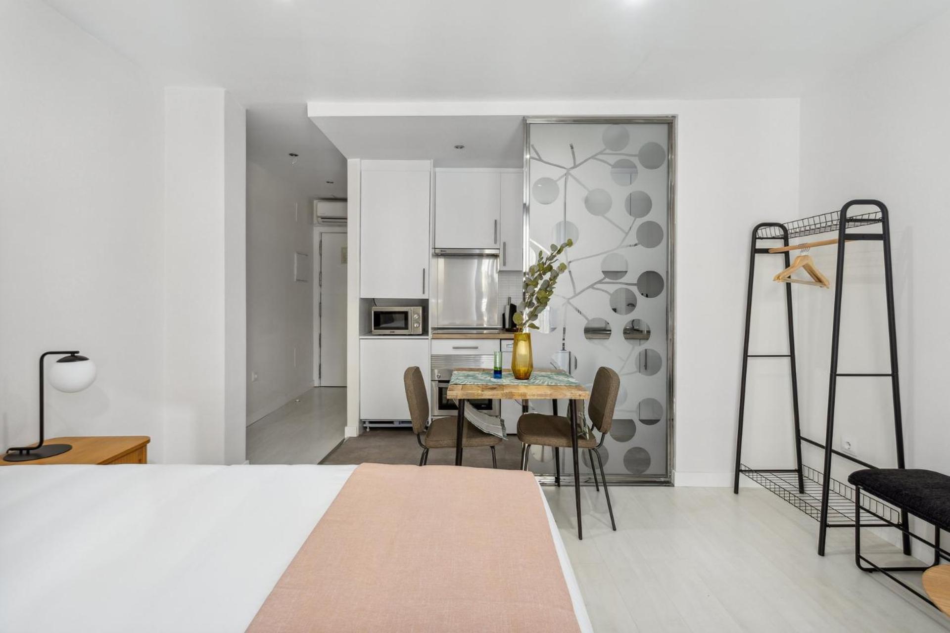 Limehome Madrid Calle De La Paloma エクステリア 写真