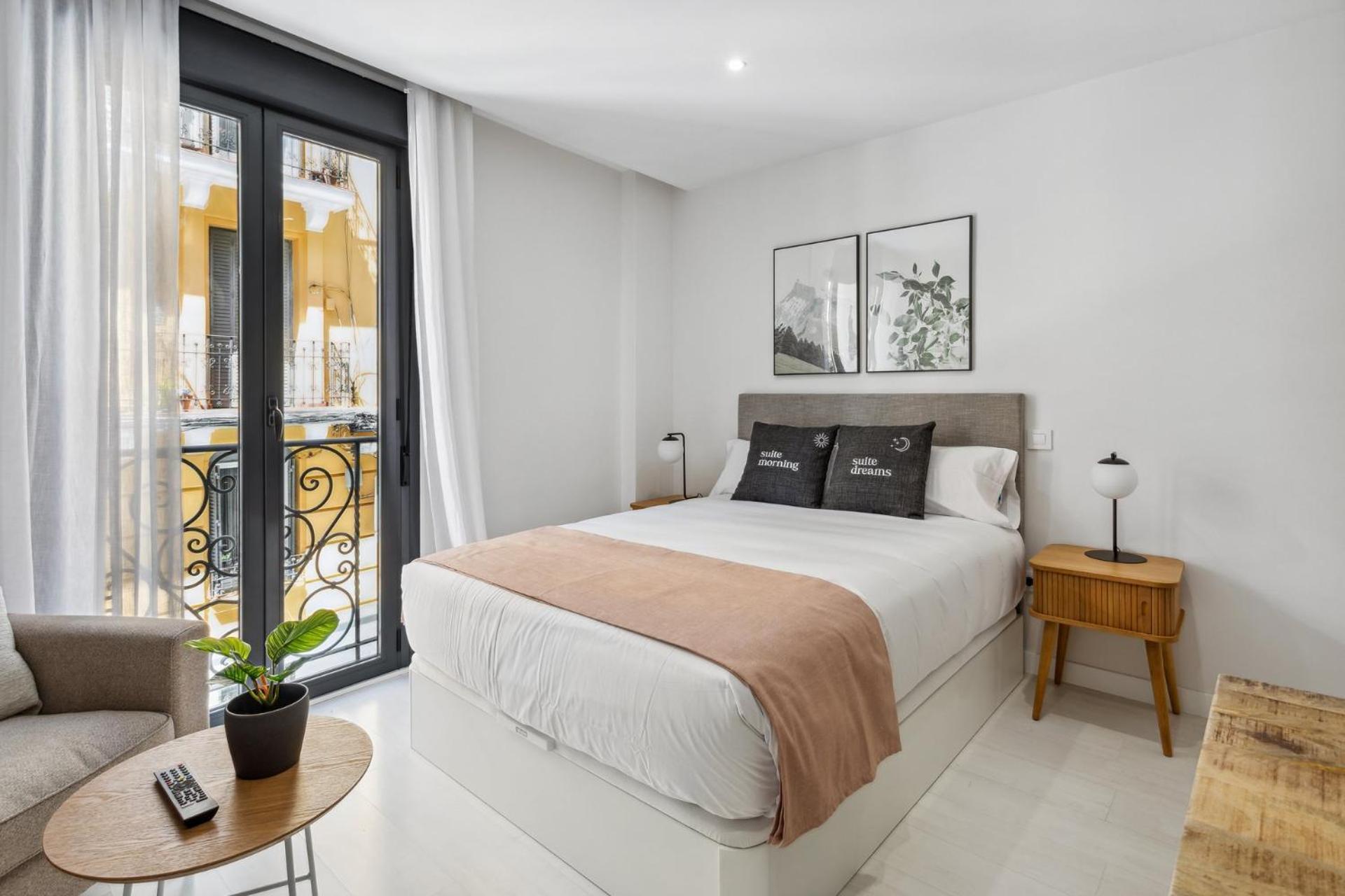 Limehome Madrid Calle De La Paloma エクステリア 写真