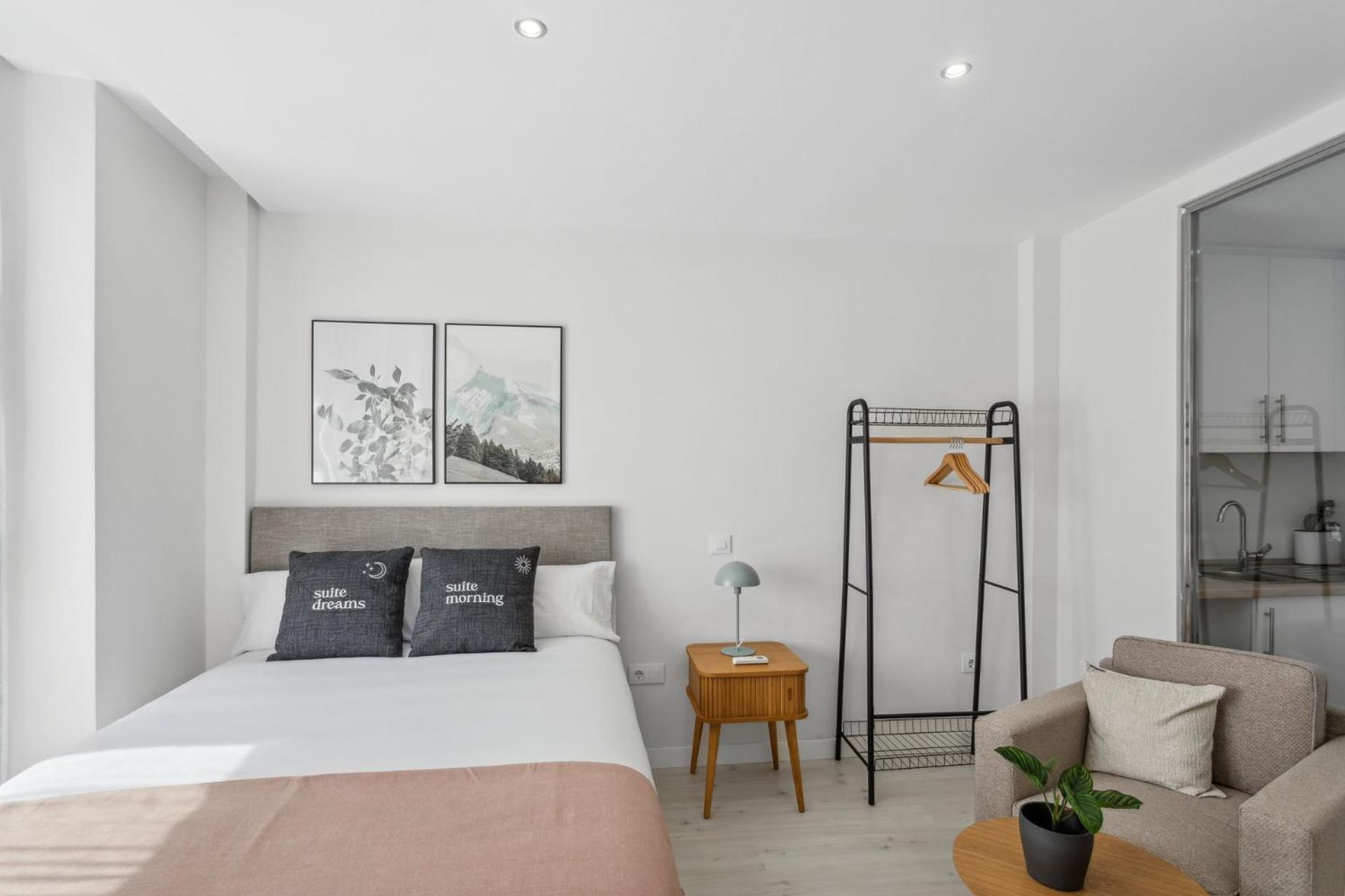 Limehome Madrid Calle De La Paloma エクステリア 写真