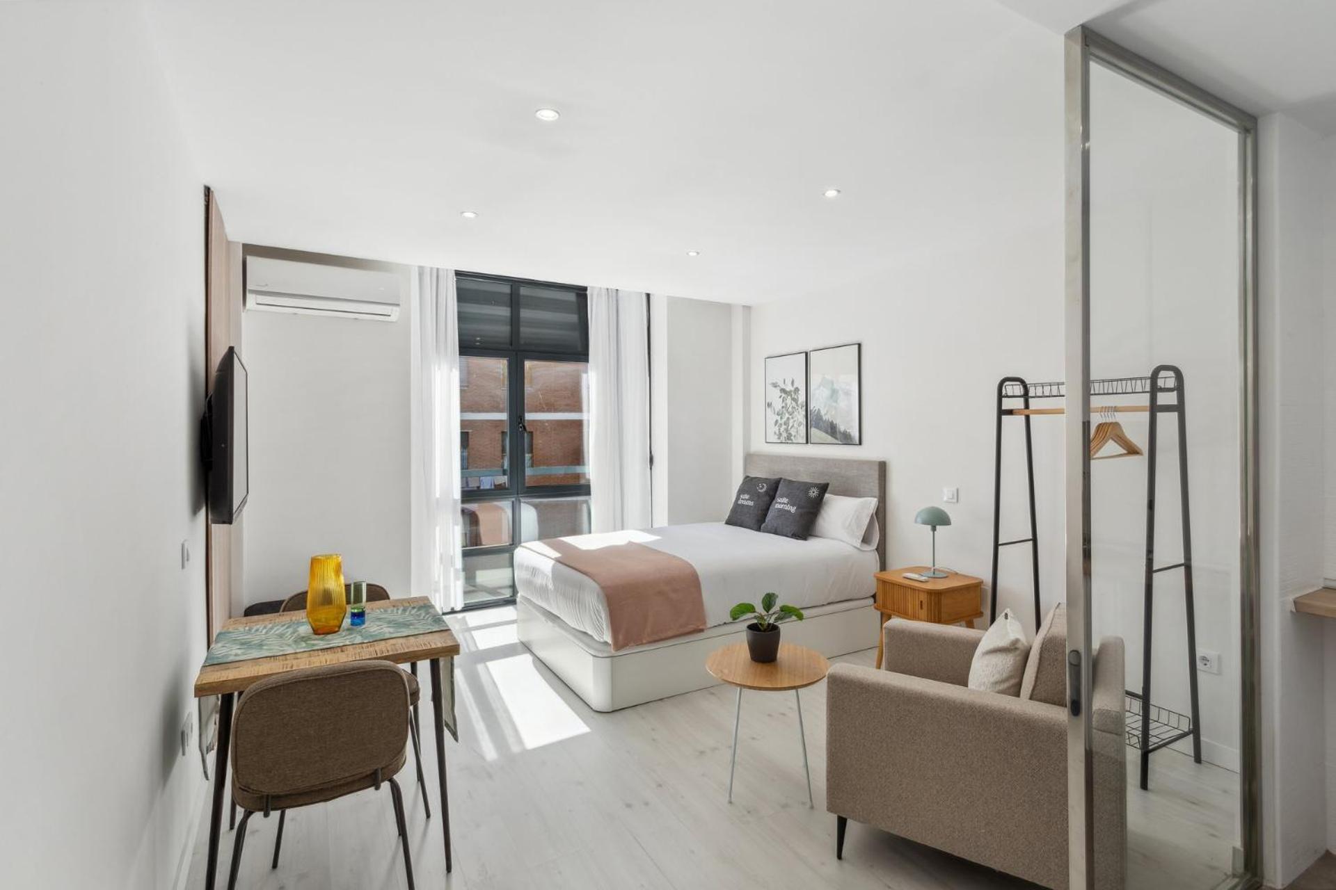Limehome Madrid Calle De La Paloma エクステリア 写真