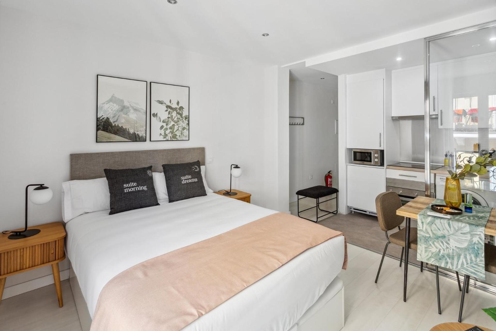 Limehome Madrid Calle De La Paloma エクステリア 写真