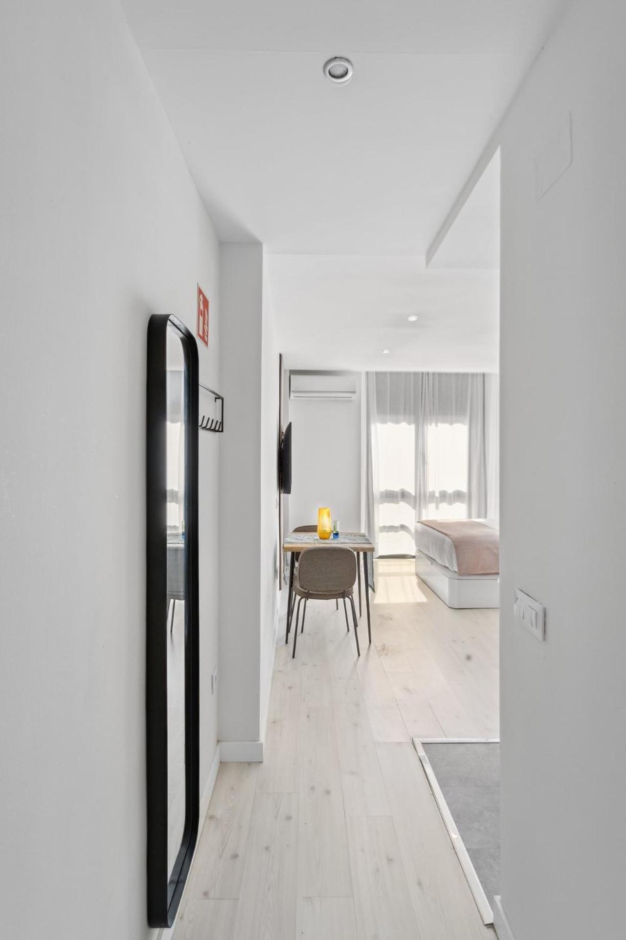 Limehome Madrid Calle De La Paloma 部屋 写真