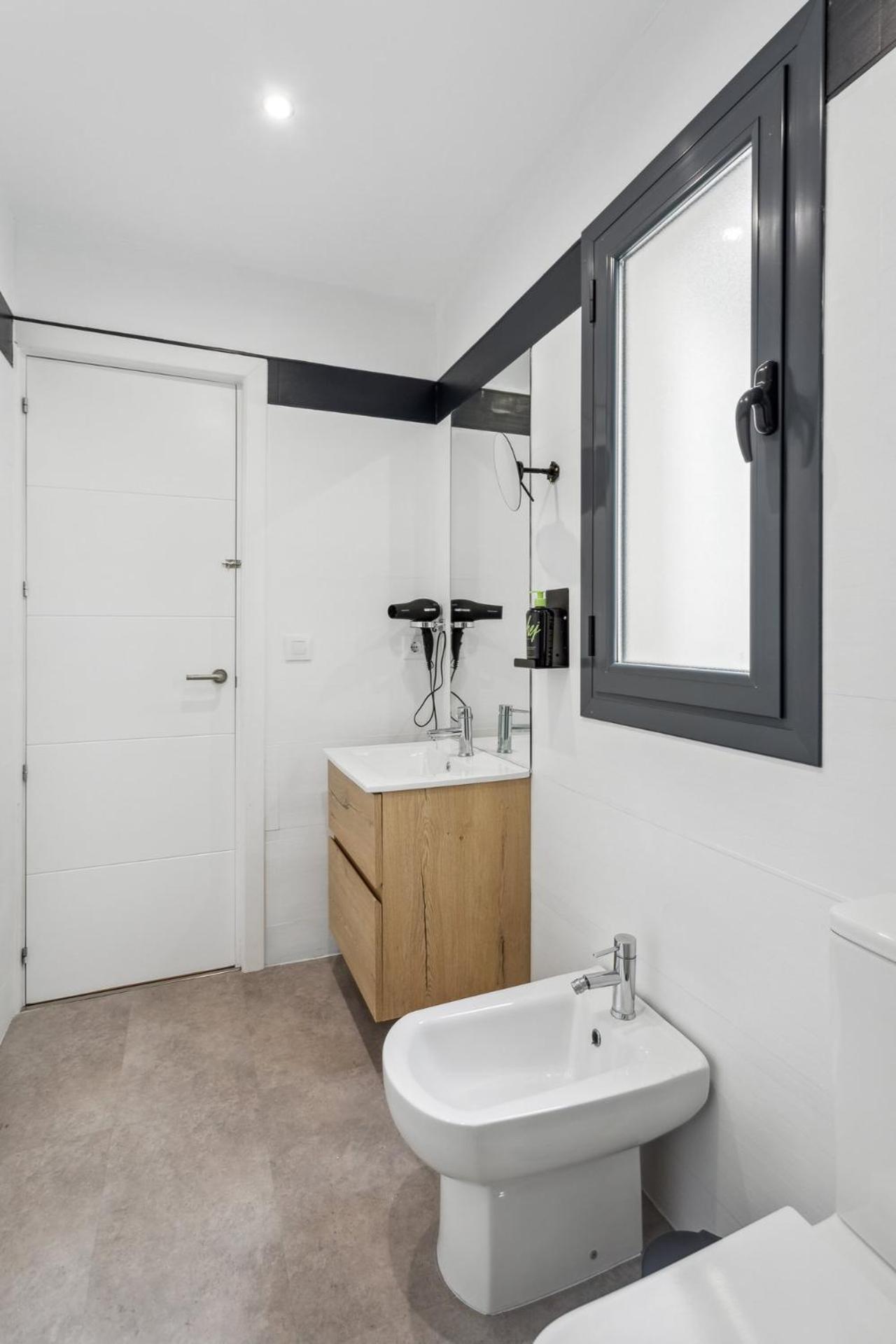 Limehome Madrid Calle De La Paloma 部屋 写真